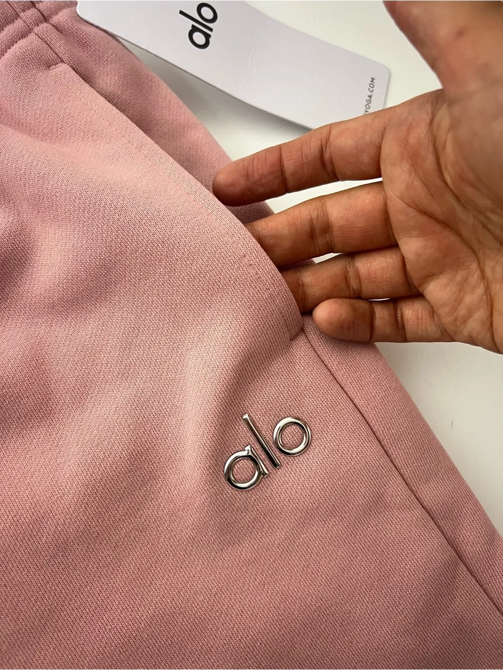 ALO Yoga Accolade Sweatpant Vintage Pink Small NWT